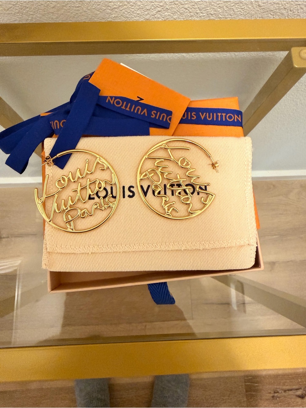 Louis Vuitton Gold Script Circle Hoop Earrings - Picture 8 of 8